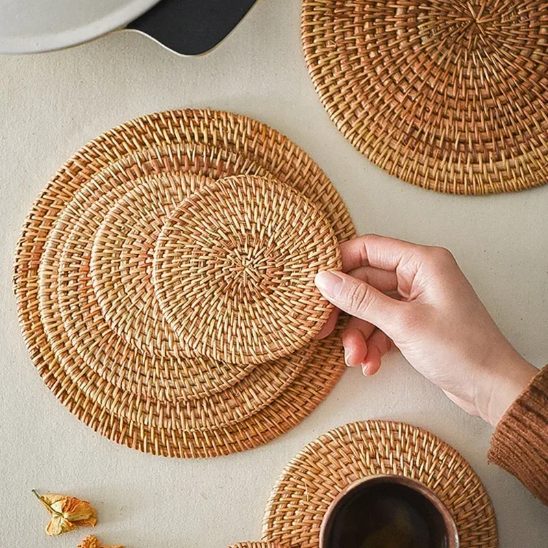 Handmade Round Rattan Coasters - Outdoor Furniture Sale avis et prix