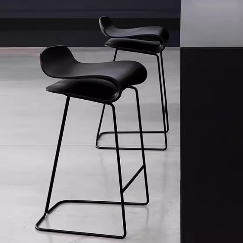 Outdoor Iron Bar Stool,Luxury  - Outdoor Furniture Kitchener avis et prix